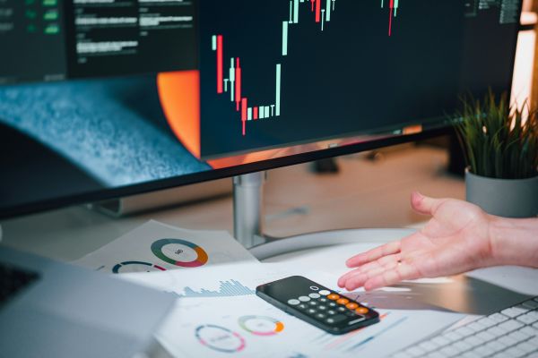 10 étapes pour établir un plan financier robuste en Suisse romande